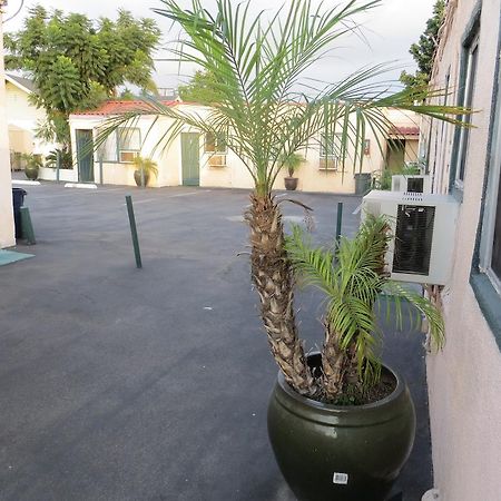 Copacabana Inn Los Angeles Exterior photo