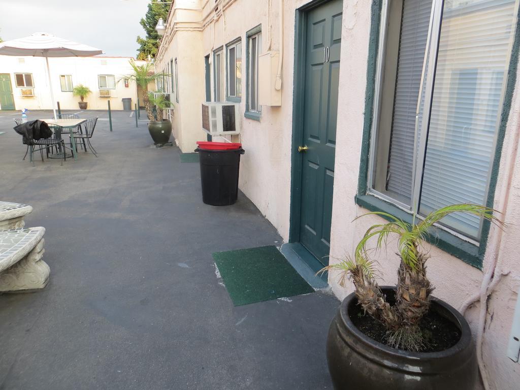 Copacabana Inn Los Angeles Exterior photo